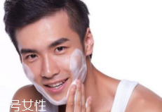 男士護(hù)膚品有什么特別之處？男性出油是女性的2倍