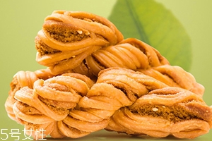 麻花可以帶上飛機(jī)嗎？要看帶多少