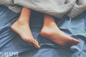 肌抽躍是什么引起的？多種疾病引起需要重視