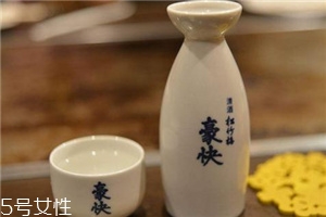 白酒要醒嗎？這些酒需要醒酒