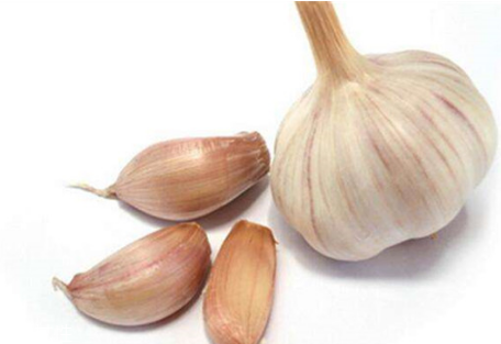 吃大蒜對(duì)腎有好處嗎？大蒜泡酒可補(bǔ)腎
