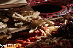 血?dú)獠蛔阍趺凑{(diào)理？5招調(diào)理好氣血
