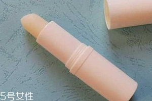 潤唇膏吃了會中毒嗎？劑量小不會有事