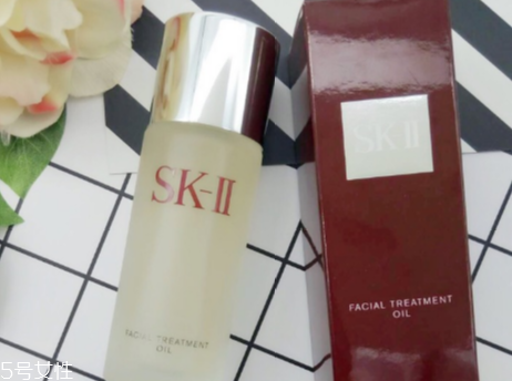 sk2神仙水怎么看生產(chǎn)日期？神仙水之前一定要擦化妝水