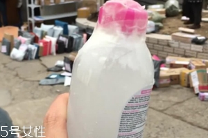 網(wǎng)購卸妝水凍成冰坨，化妝品該怎么保存？
