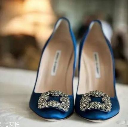 manolo blahnik是幾線品牌？高跟鞋中的貴族品牌