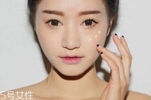 妝前乳致痘嗎？長(zhǎng)痘體質(zhì)不要用妝前乳