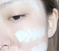 妝前乳致痘嗎？長(zhǎng)痘體質(zhì)不要用妝前乳