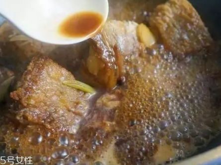 如何燉魚好吃又簡單？最簡單的燉魚方法介紹