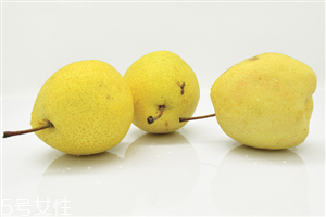 梨子削皮后怎樣不變色？梨子能空腹吃