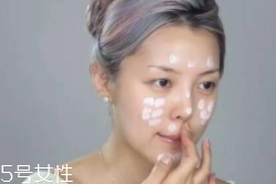 面霜有哪些涂抹方法？有些不適合點(diǎn)涂