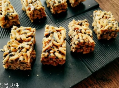 沙琪瑪是油炸食品嗎？熱量高少吃一點