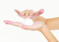 硅膠的潔面儀好用嗎？不要使用過多