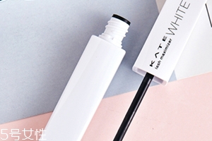 睫毛打底膏必須要用嗎？不一定對每個人有用