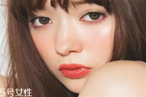 怎樣防止眼影暈染？七種日常眼影搭配秘訣