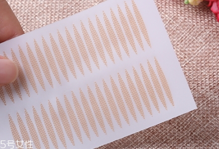 雙眼皮貼可以經(jīng)常貼嗎？不宜長期使用
