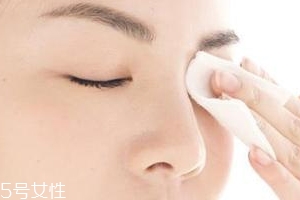 卸妝必備工具有哪些？這3種缺一不可