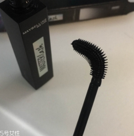 美寶蓮彎彎睫毛膏多少錢？美寶蓮重新定義睫毛膏