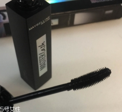 美寶蓮彎彎睫毛膏多少錢？美寶蓮重新定義睫毛膏