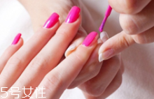 指甲油怎么挑選？看看是否符合這12點