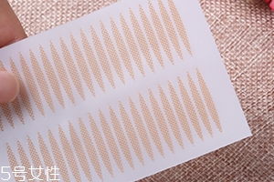 雙眼皮貼可以過夜嗎？不建議晚上貼