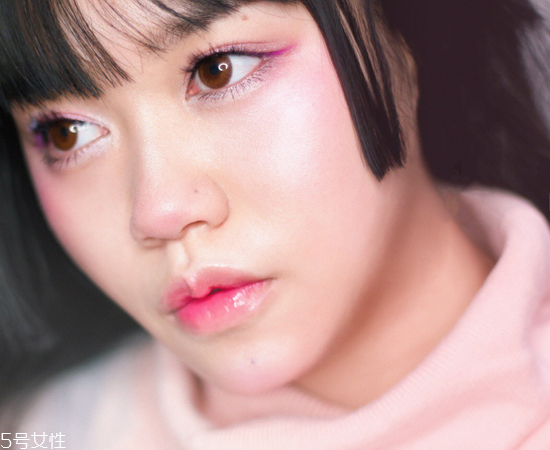 桃花眼妝容好看嗎？桃花眼妝容教程