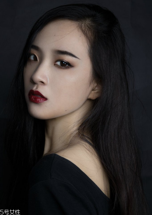 內(nèi)雙怎樣畫眼線成外雙？單眼皮內(nèi)雙女生福音