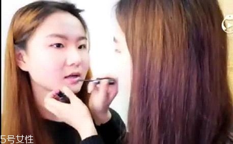 內(nèi)雙怎么畫眼線？?jī)?nèi)雙眼皮畫眼妝技巧
