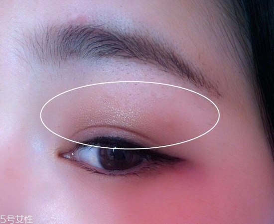 內(nèi)雙怎么畫眼線？?jī)?nèi)雙眼皮畫眼妝技巧