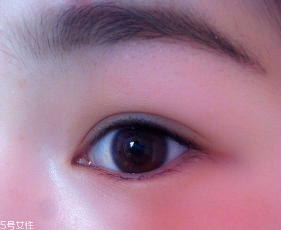 內(nèi)雙怎么畫眼線？?jī)?nèi)雙眼皮畫眼妝技巧
