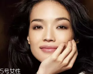 薄唇怎么畫(huà)唇妝？利用技巧打造完美唇色