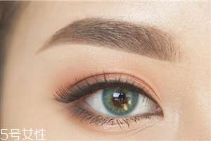 如何化妝使眼睛變大？落日線放大雙眼