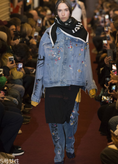 vetements2018秋冬系列服裝怎么樣_好看嗎？