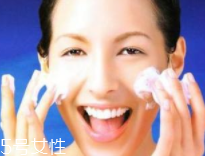 洗臉時(shí)一定要順時(shí)針嗎？只是一種習(xí)慣