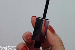 美寶蓮彎彎睫毛膏怎么用？想怎么彎就怎么彎