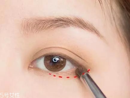 網(wǎng)紅的妝都是怎么化的？論女生眼妝的重要性
