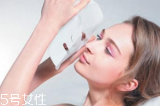 面膜和其他產(chǎn)品區(qū)別是什么？面膜保濕時(shí)間短