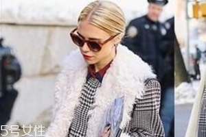 怎么挑選格子大衣？穿對了氣質女就是你