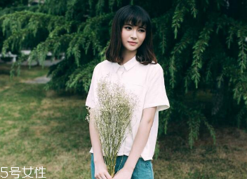 怎么選擇適合自己的襯衫？穿對(duì)了顯年輕
