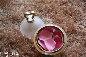 花瓣腮紅怎么做的？貌美又好用