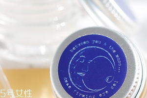 眼部凝膠什么時(shí)候用？更加推薦晚上用