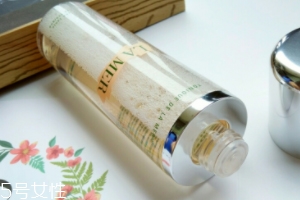 海藍之謎煥膚水適合干皮嗎？海藍之謎煥膚水產(chǎn)品評測