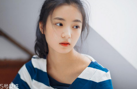 經(jīng)期能做雙眼皮嗎？割雙眼皮失敗方法