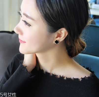 朋克風女生穿衣 朋克和冬日更搭！