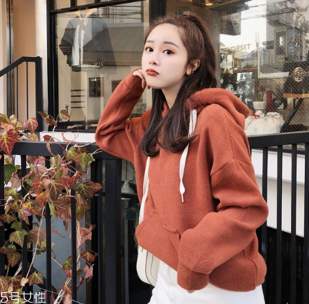衛(wèi)衣適合多大的人穿？你值得擁有的減齡神器