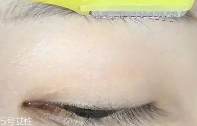 自然不做作的毛流眉怎么畫(huà)？紋理清晰有弧度