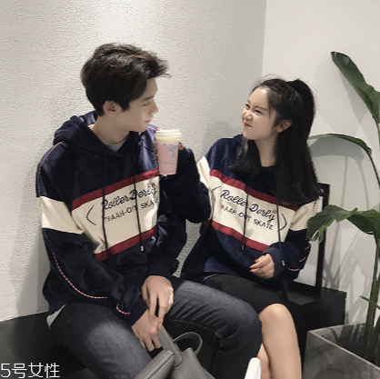 衛(wèi)衣掉色怎么辦？這樣洗不會掉色