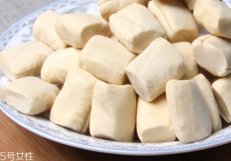 糖瓜是什么做的？小年傳統(tǒng)食品