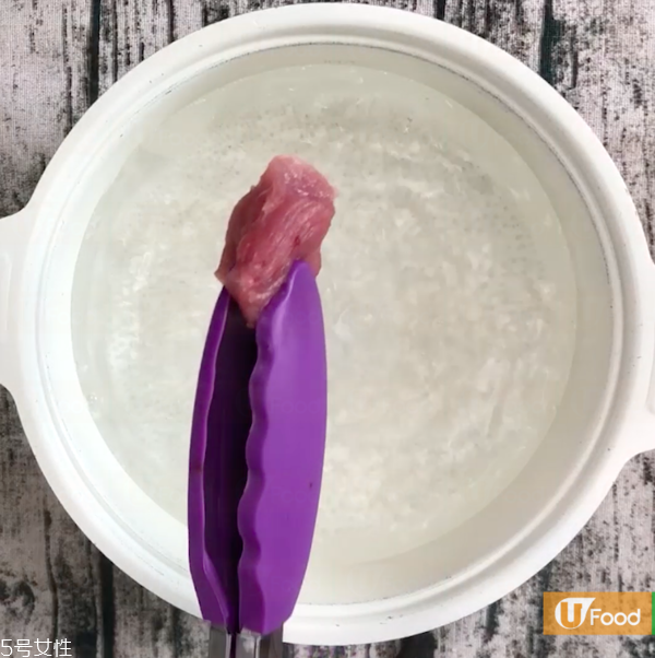 龍脷葉蘋(píng)果瘦肉湯的做法 化痰止咳
