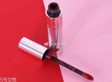 ysl圣羅蘭銀管唇釉好用嗎？蜜糖一樣水潤(rùn)柔滑